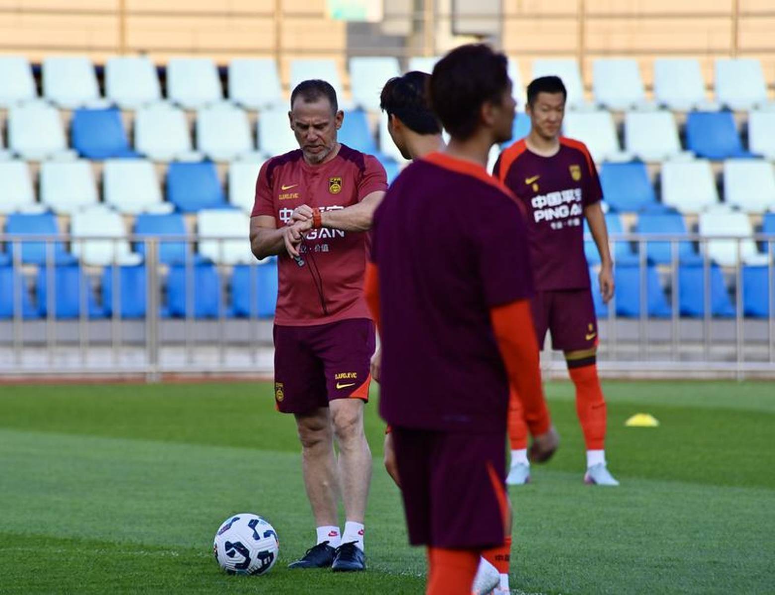 国家橄榄球队的预览:为新的鲜血周期奠定了基础 韩国仍然需要在第一场比赛中放开手脚